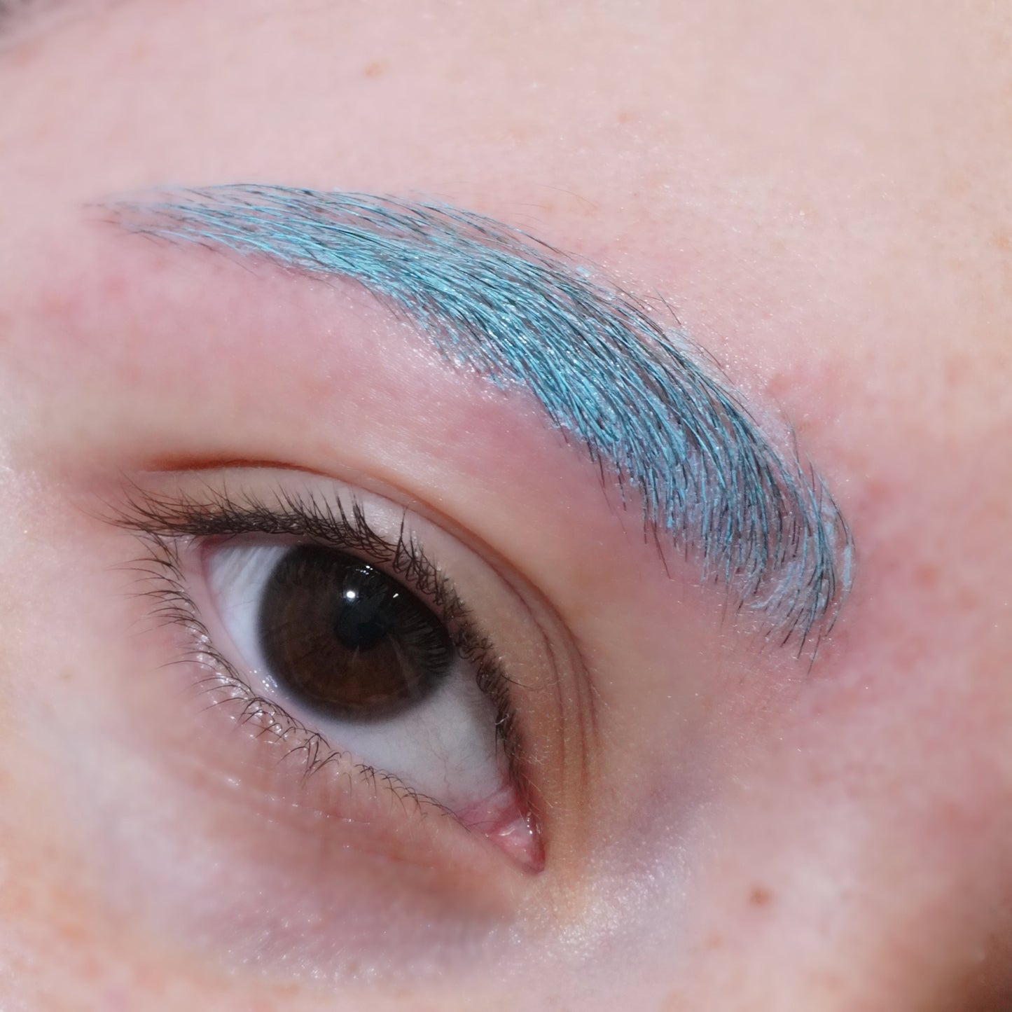 Frozen (Icy Blue) Spectra Brow - Brow Cream - Glisten Cosmetics