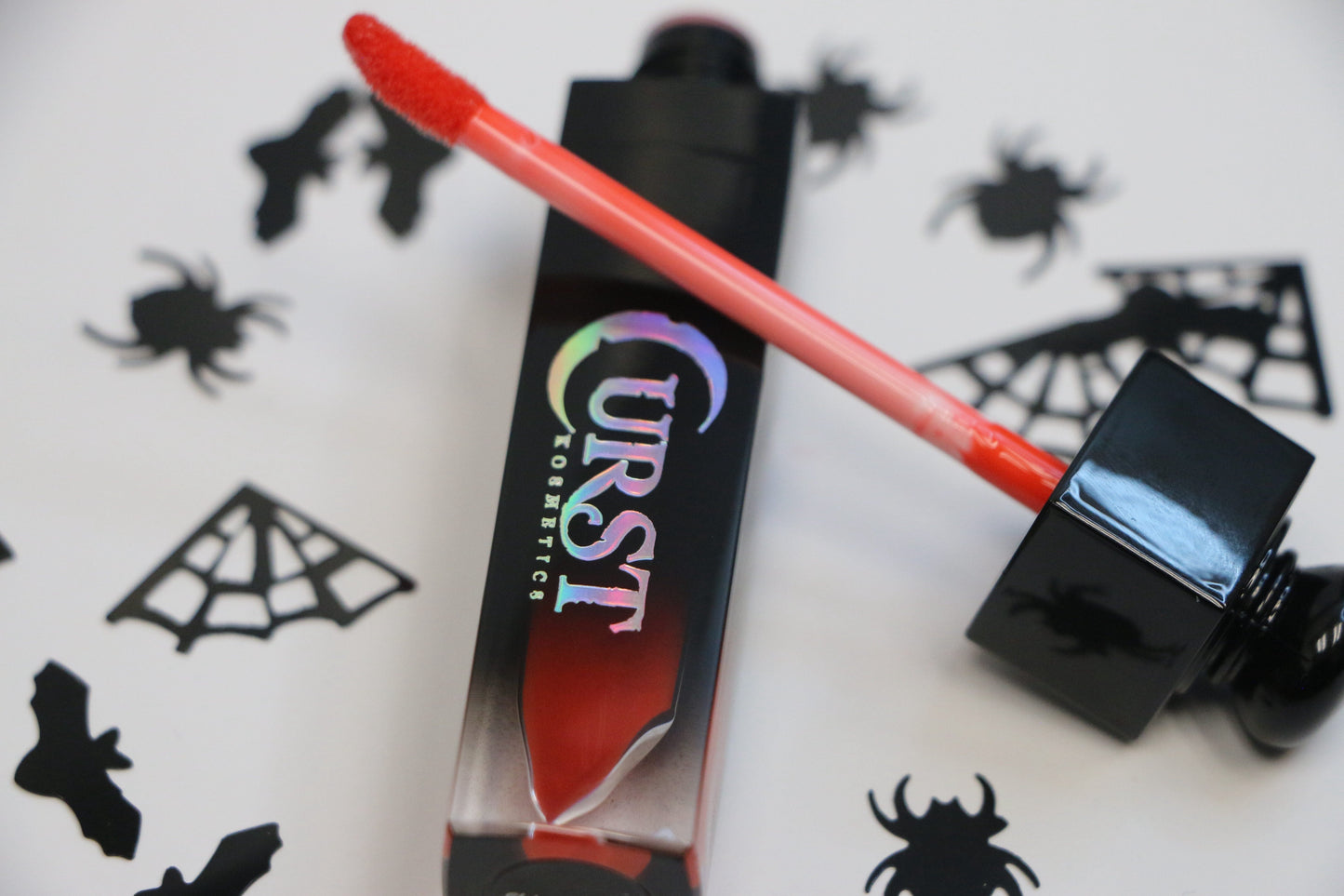 Curst Kosmetics - Lip Gloss Potion - She's The Devil