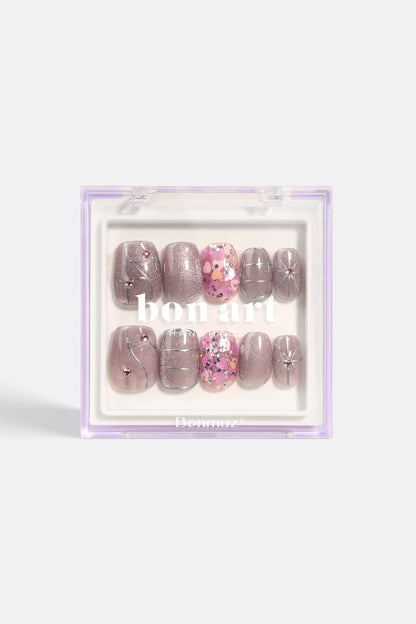Bonmuz - Shimmering Prosecco | Pro Handmade Gel Nails