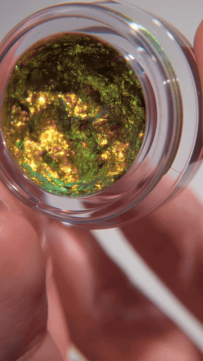 Gold Rush Chroma Flakes (Gold/Green) - Duochrome Pigment - Glisten Cosmetics