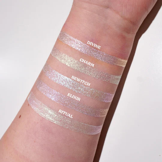 Glisten Cosmetics - Wet Liner - Divine (Duochrome Pink White)