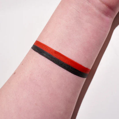 Glisten Cosmetics - Split Liner - Roulette (Red & Black) - Large (10g)