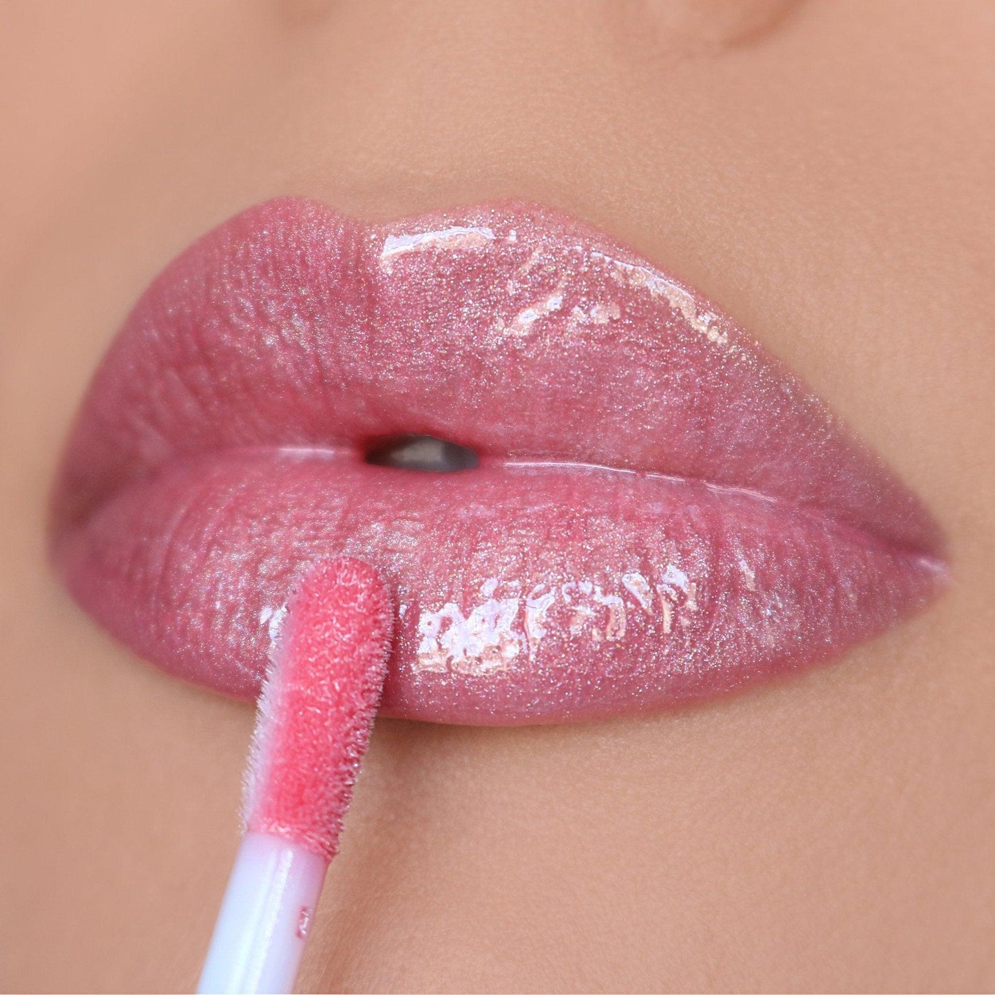 BEBELLA - BELLA LUXE LIPGLOSS (Various Shades)