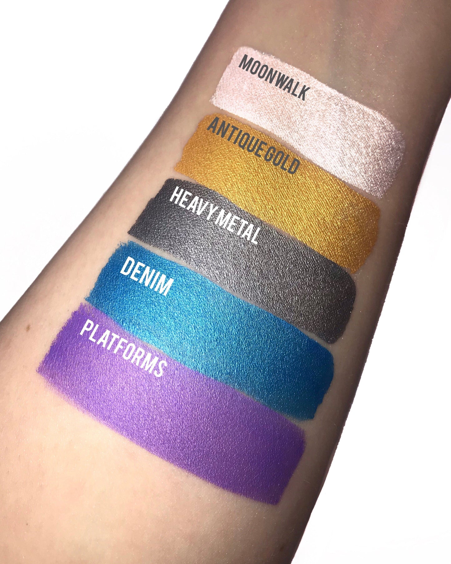 Gavissi Beauty - "HEAVY METAL" RETRO LINER